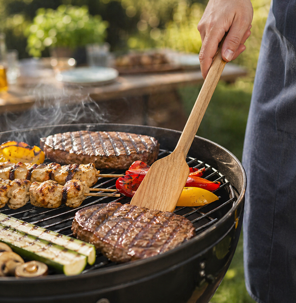 Набір Fiskars: кошик для пароварки Norden Grill 30 см 1066431 + лопатка дерев'яна Norden 1066429 + виделка Norden Grill 1066427 + щипці Norden Grill 1066426 1066431106642 фото